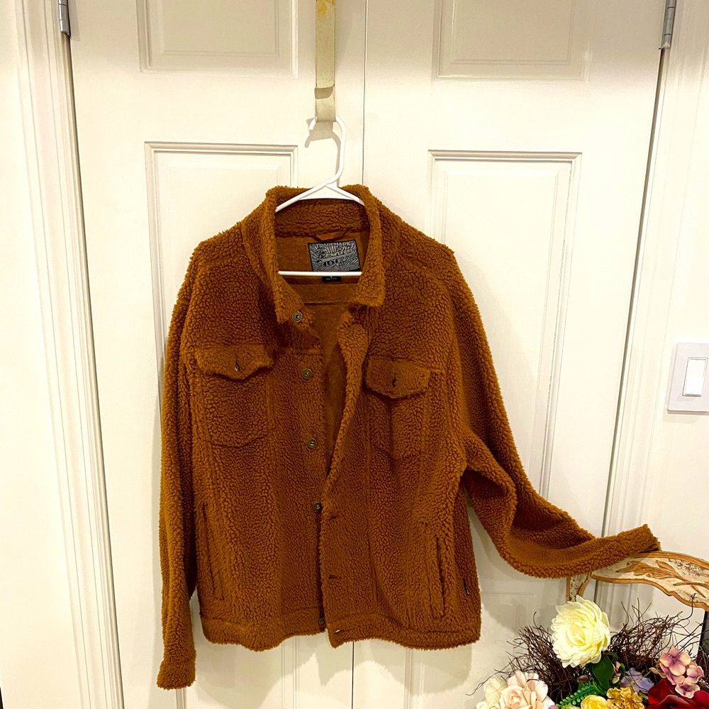 Warm fuzzy coat for men - Brown
